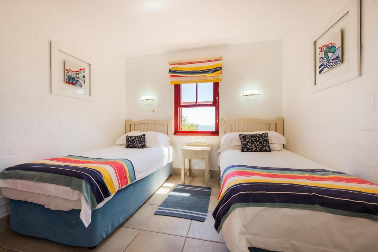 Hotel Club Mykonos Langebaan Extérieur photo