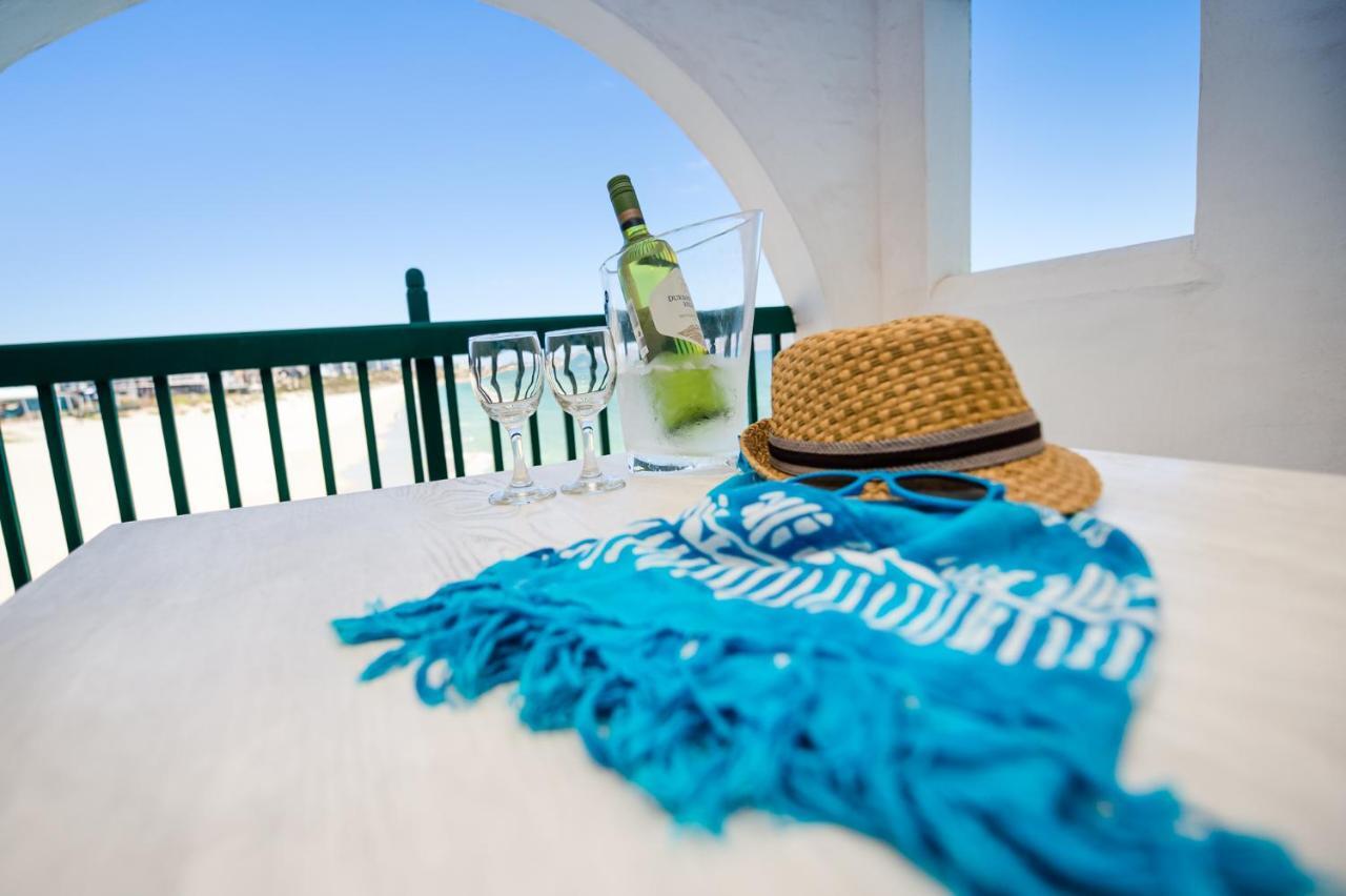 Hotel Club Mykonos Langebaan Extérieur photo